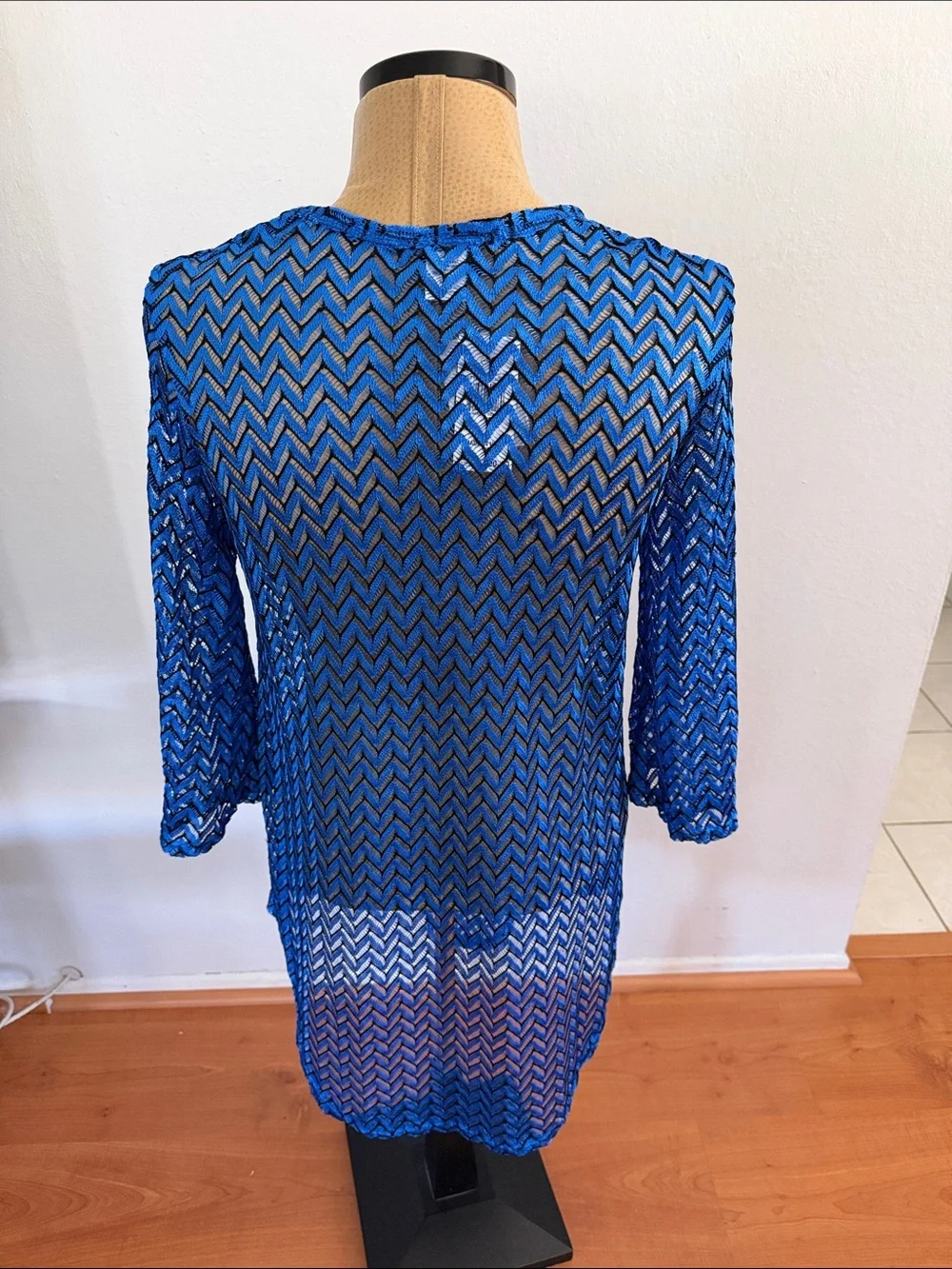 Elif by Jordan Taylor V-Neck Cover-up